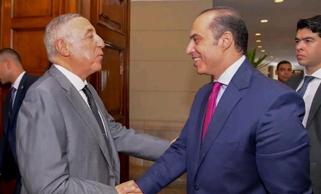 وزير الشئون النيابية والقانونية يلتقي رئيس المحكمة الدستورية العليا