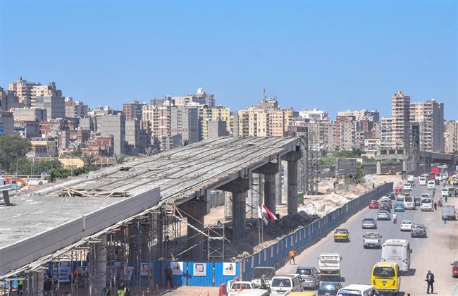 الإسكندرية .. سير العمل بمشروع الكوبري الرابط بين شارع السادات والطريق الدولي