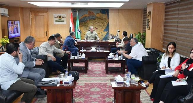 محافظ الفيوم يستقبل أعضاء مجلسي النواب والشيوخ لبحث سبل التعاون