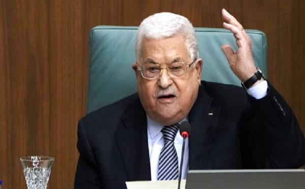 الرئيس الفلسطيني يؤكد ضرورة الوقف الفوري للعدوان الإسرائيلي على قطاع غزة والضفة الغربية