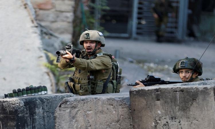 شهيدان برصاص الاحتلال الإسرائيلي جنوب الضفة الغربية
