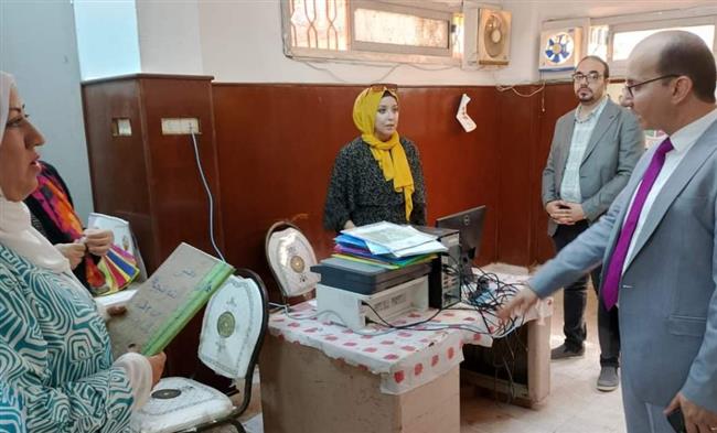إحالة لجنة صرف الألبان الصناعية بمركز صحة بنها ثان للتحقيق 