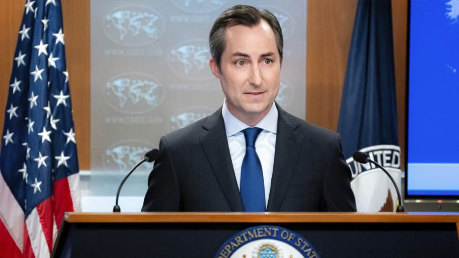 "الخارجية الأمريكية": واشنطن بعيدة عن إجراء محادثات مع طهران حول برنامجها النووي