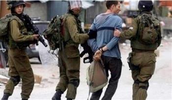   الاحتلال يعتقل 22 فلسطينيا بالضفة الغربية