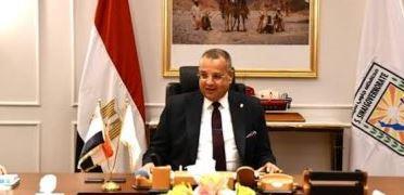 محافظ جنوب سيناء يتفقد مركز الرصد الأمني الموحد والقرية التراثية