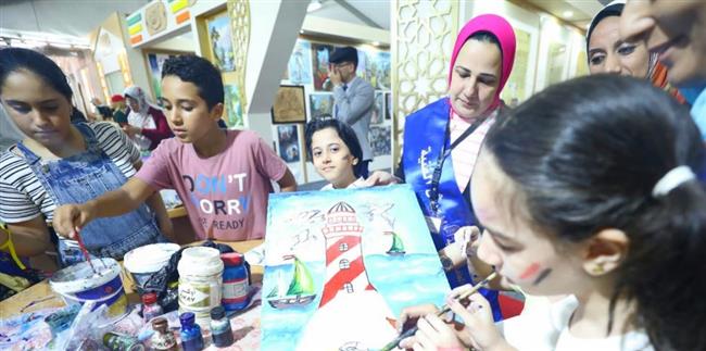 جناح الأزهر بمعرض الإسكندرية للكتاب يشارك الجمهور فرحته بـ«اليوم القومي لمحافظة الإسكندرية»