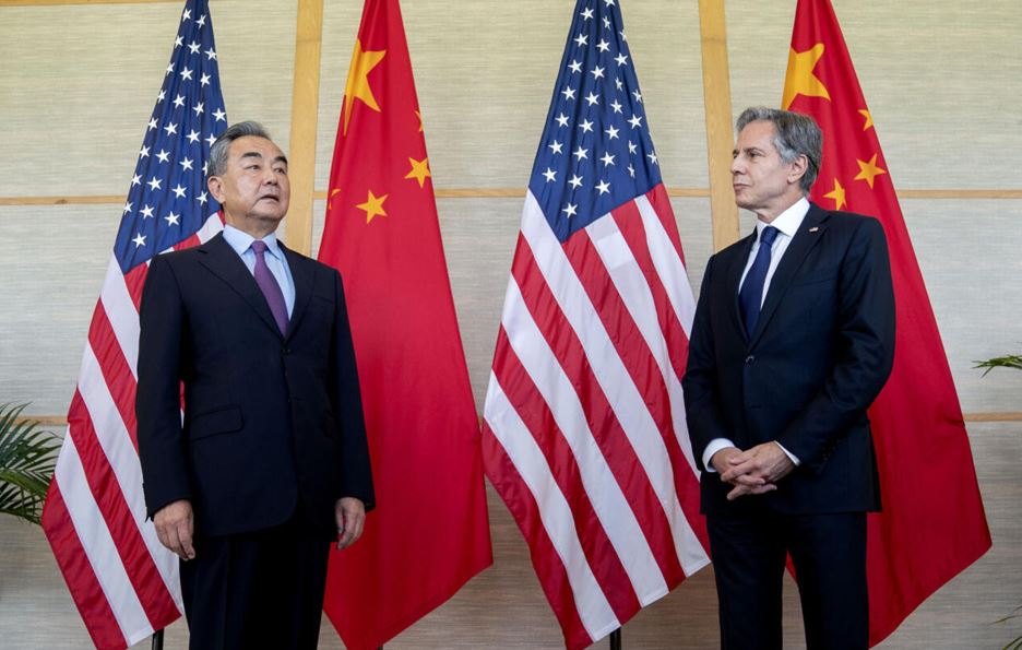 وزيرا خارجية أمريكا والصين يبحثان الاستقرار في بحر الصين الجنوبي والأوضاع في غزة