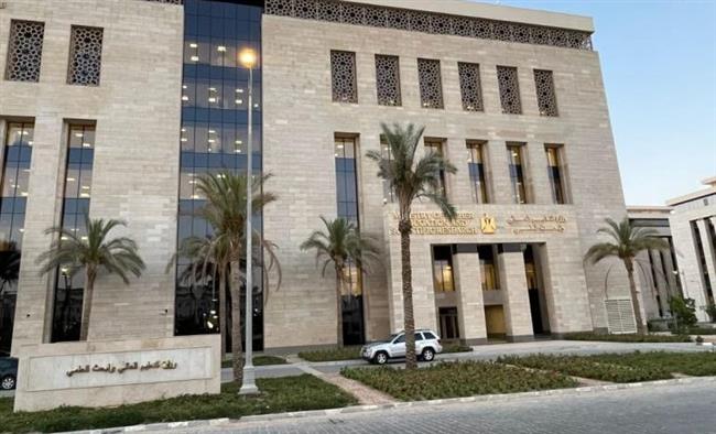 "التعليم العالي" تواصل ملاحقة الكيانات الوهمية وتُغلق كيانًا وهميًا في أسيوط 