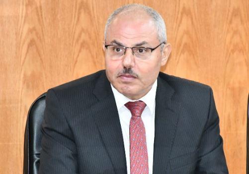 استعراض تطبيقات الذكاء الاصطناعي في المؤتمر السنوي للدراسات العليا بجامعة القناة