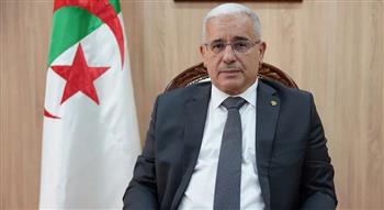   رئيس البرلمان الجزائري يبحث مع وزيرتي التجارة والصناعة بـ تونس آفاق تعزيز العمل المشترك