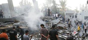 10 شهداء في قصف للاحتلال استهدف منزلا وسط خان يونس