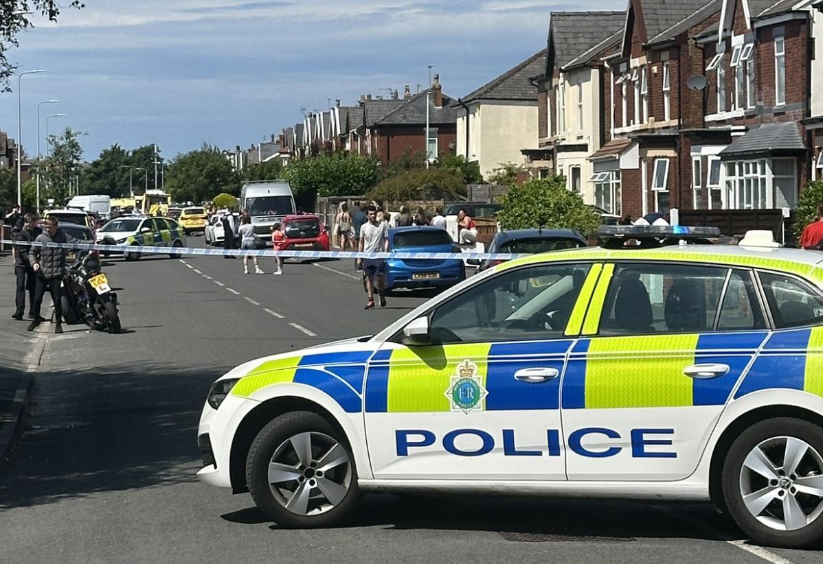 الشرطة البريطانية: عدة إصابات بحادث طعن في مدينة ساوثبورت