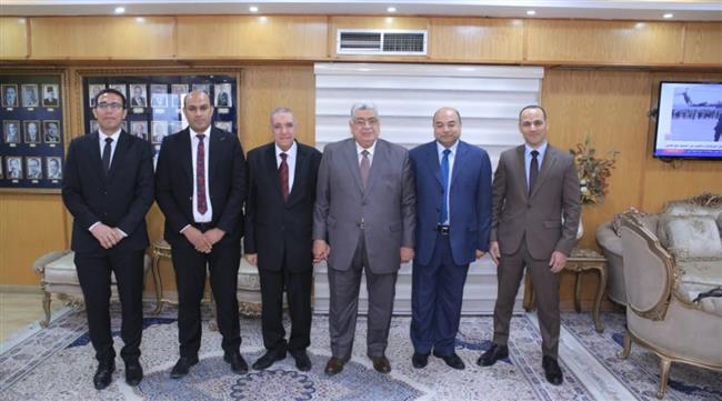 المستشار أحمد عبود يستقبل رئيس نادي قضاة مجلس الدولة بالمنصورة لتقديم التهنئة