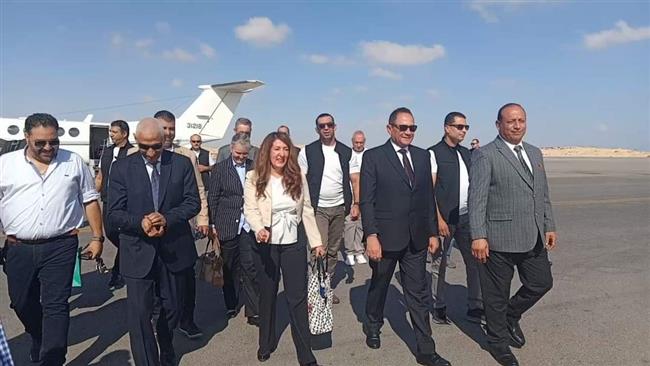 جولة السفيرة الأمريكية والوفد المرافق لها داخل ميناء العريش البحري