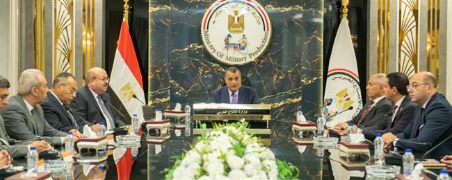 وزير الإنتاج الحربي يبحث مع "حماة الوطن" أوجه التعاون المشترك