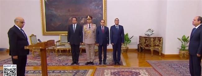 المستشار عدنان الفنجري يؤدى اليمين الدستورية وزيرا للعدل