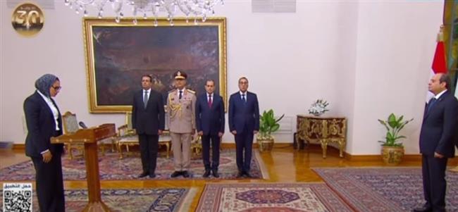 نواب المحافظين يؤدون اليمين الدستورية أمام الرئيس السيسي