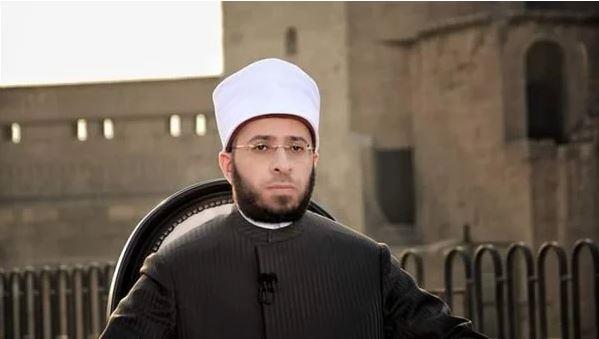 مفتي الجمهورية يهنئ د. أسامة الأزهري عقب أدائه اليمين الدستورية وزيرًا للأوقاف