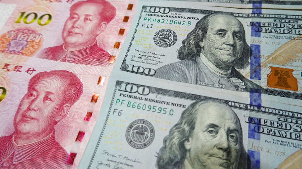 ارتفاع قيمة اليوان الصيني إلى 7.1346 مقابل الدولار الأمريكي