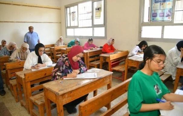 ننشر جداول امتحانات الدور الثاني بتعليم الجيزة