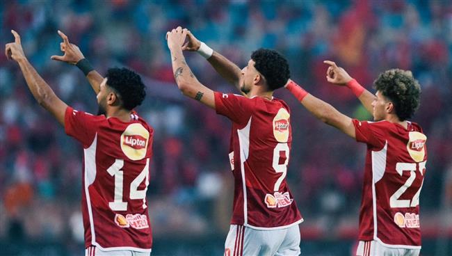 الدوري المصري .. الأهلي يقبض على الداخلية برباعية وسام وإمام عاشور