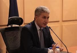 وزير السياحة والآثار يعقد اجتماعاً موسعاً مع قيادات الوزارة والهيئات التابعة لها لاستعراض ومناقشة أهم الملفات