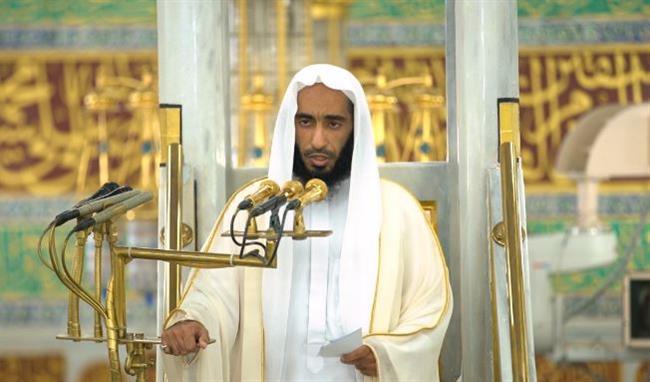 خطيب المسجد النبوي : النعم لا تدوم إلا بـ 3 أعمال