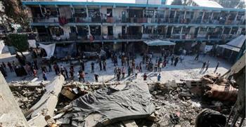   سقوط 10 شهداء جراء قصف إسرائيلي على منزل في مخيم النصيرات وسط غزة
