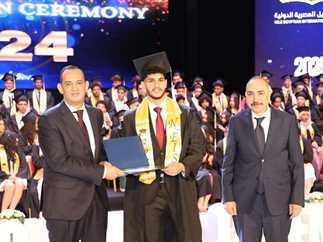 «التعليم» تحتفل بتخرج الدفعة الثامنة من طلاب مدارس النيل المصرية الدولية ٢٠٢٤