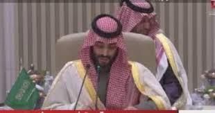 العاهل السعودي مهنئا الرئيس الإيراني: حريصون على تطوير العلاقات بيننا