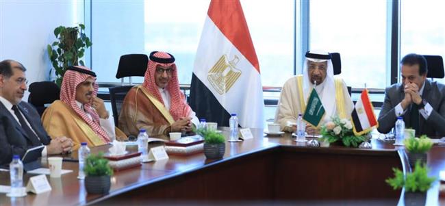  عبدالغفار يبحث مع وزير الاستثمار السعودي تعزيز سبل التعاون في القطاع الصحي