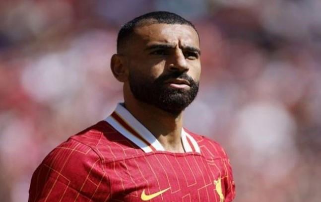 محمد صلاح أعلى راتب بين 10 أجنحة في الدوري الإنجليزي