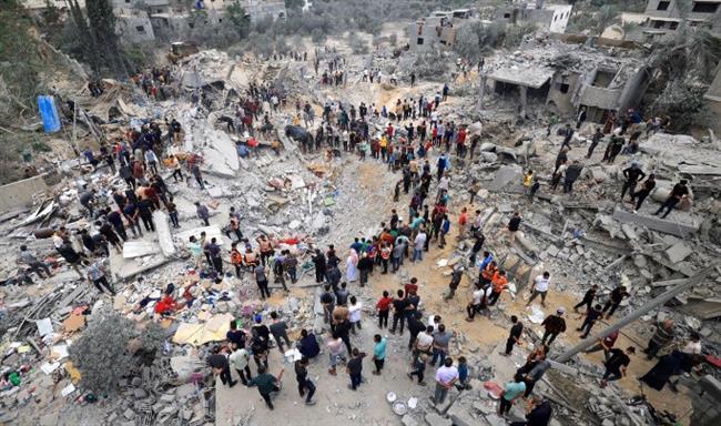  أصوات انفجارات وقصف مدفعي إسرائيلي في رفح الفلسطينية