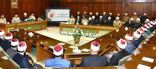  وزير الأوقاف يلتقى بالأئمة والوعاظ المدنيين العاملين بالقوات المسلحة