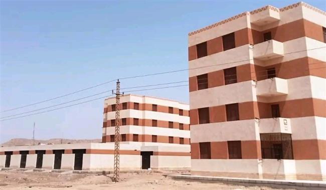 محافظ أسوان يكلف وحدة حياة كريمة بتفقد 24 مشروع جاري بـ كوم أمبو