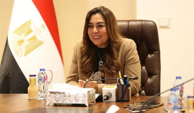 وزيرة التنمية المحلية تلتقي بالصحفيين لإستعراض ملفات العمل