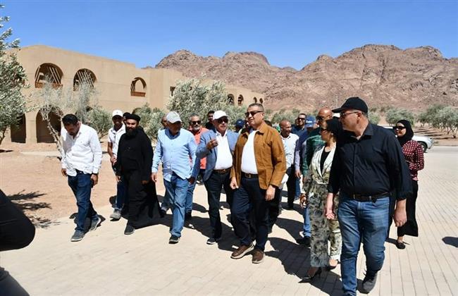 ضمن تطوير موقع التجلي الأعظم.. محافظ جنوب سيناء يتابع تنفيذ مشروع الحي السكني بالزيتونة