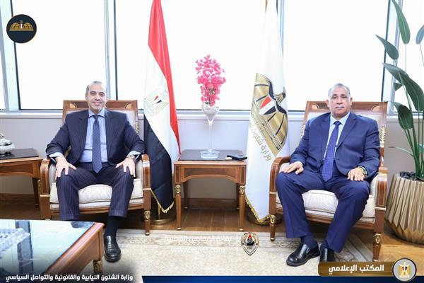 وزير الشؤون النيابية يؤكد أهمية دور نقابة المحامين في الدفاع عن حقوق المواطنين