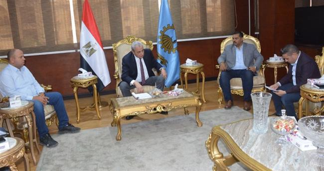 محافظ الغربية: قطاع الاتصالات يعد إحدى ركائز التنمية الشاملة والمستدامة 