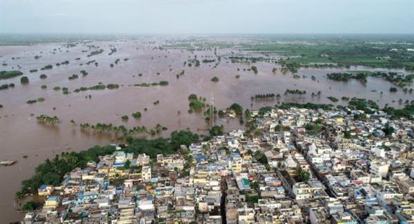 مصرع وإصابة 24 شخصا جراء الفيضانات بولاية "أتراخند" الهندية