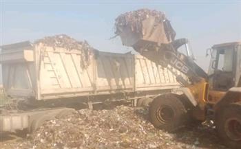   رفع 300 طن من المخلفات الصلبة والقمامة بالمنيا 