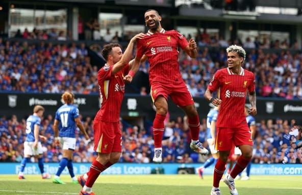 الدوري الإنجليزي .. "التايمز" تختار محمد صلاح كأفضل لاعب في الجولة الأولى
