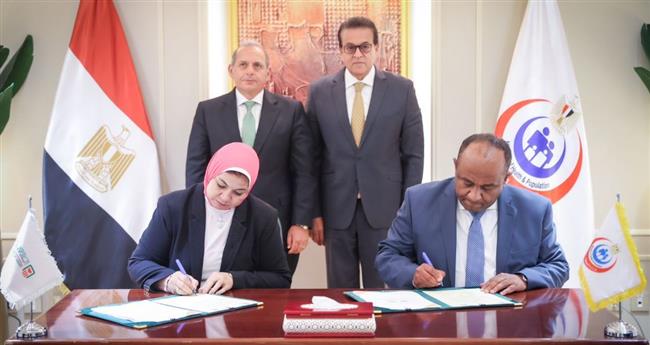 وزير الصحة يشهد توقيع بروتوكول تعاون مع البنك الأهلي 