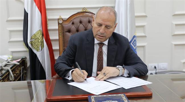 محافظ القاهرة يقرر النزول يالحد الأدنى لتنسيق القبول بالتعليم الفنى 
