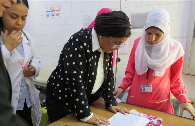 نائب وزير الصحة تتفقد وحدة صحة شرق النيل بـ بني سويف