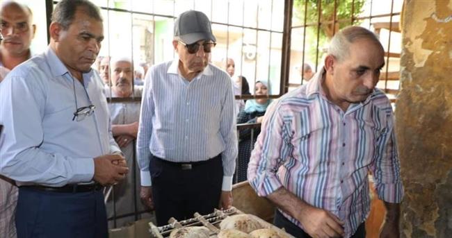 محافظ المنيا يقود حملة تموينية مكبرة على المخابز البلدية في مطاي