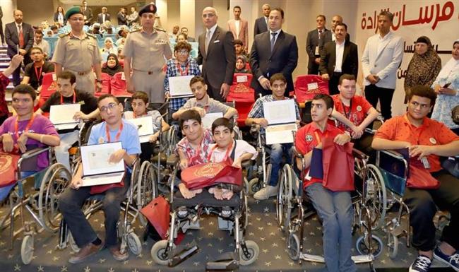 إدارة التجنيد تقدم التيسيرات التجنيدية لطلبة جامعة عين شمس من ذوي الهمم| فيديو