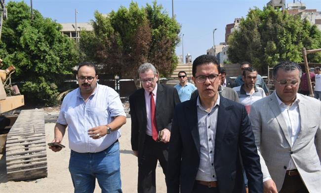 رئيس جامعة بنها يتفقد أعمال تطوير مبنى الجراحة بالمستشفى الجامعي