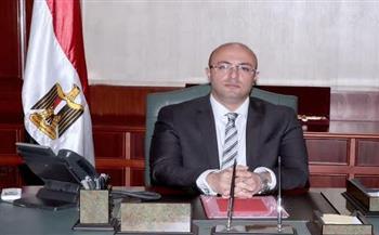 محافظ بني سويف يبحث مع مسؤولي هيئة الأبنية التعليمية خطة تخفيض الكثافات بالفصول