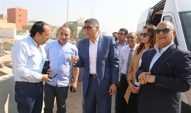 محافظ الجيزة يتفقد نسب تنفيذ الأعمال بـ محور عمرو بن العاص
